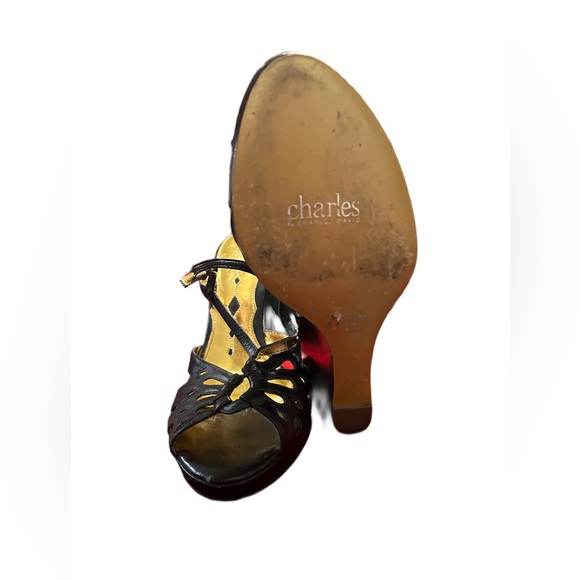 Charles by Charles David Designer, black leather platform sandal. - Picture 2 of 7
